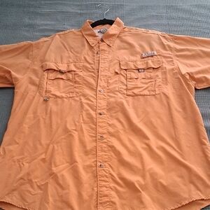 Columbia Orange Short-Sleeve Casual Button-Down Shirt